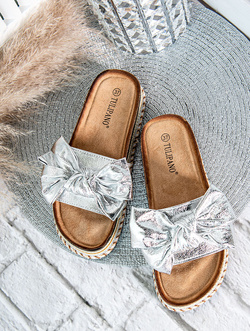 Damskie klapki srebrne P5113S